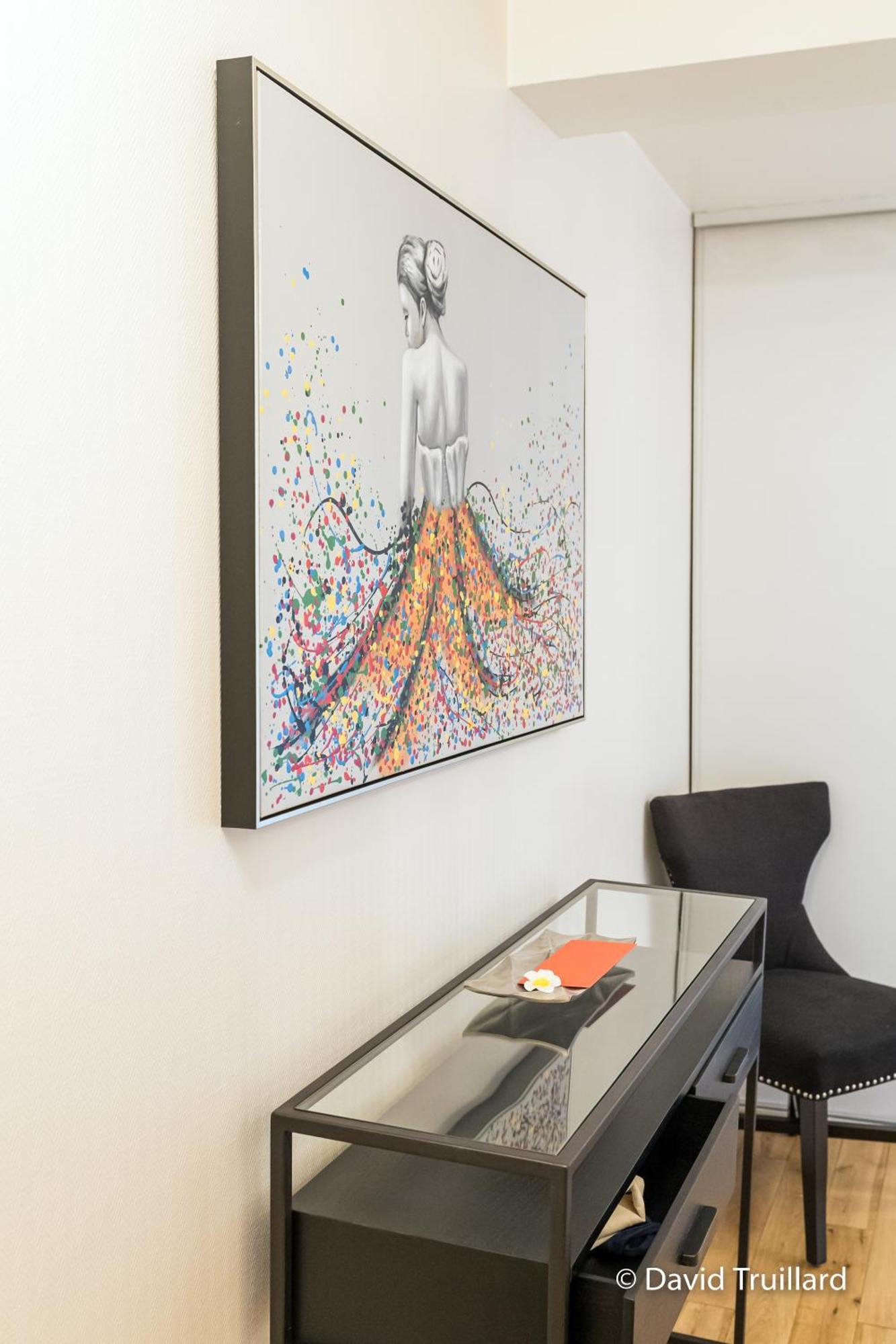 Suites Mana - Matahina Avec Vue Superbe Sur La Place Ducale Et Parking Prive Inclus Charleville-Mézières Exteriör bild