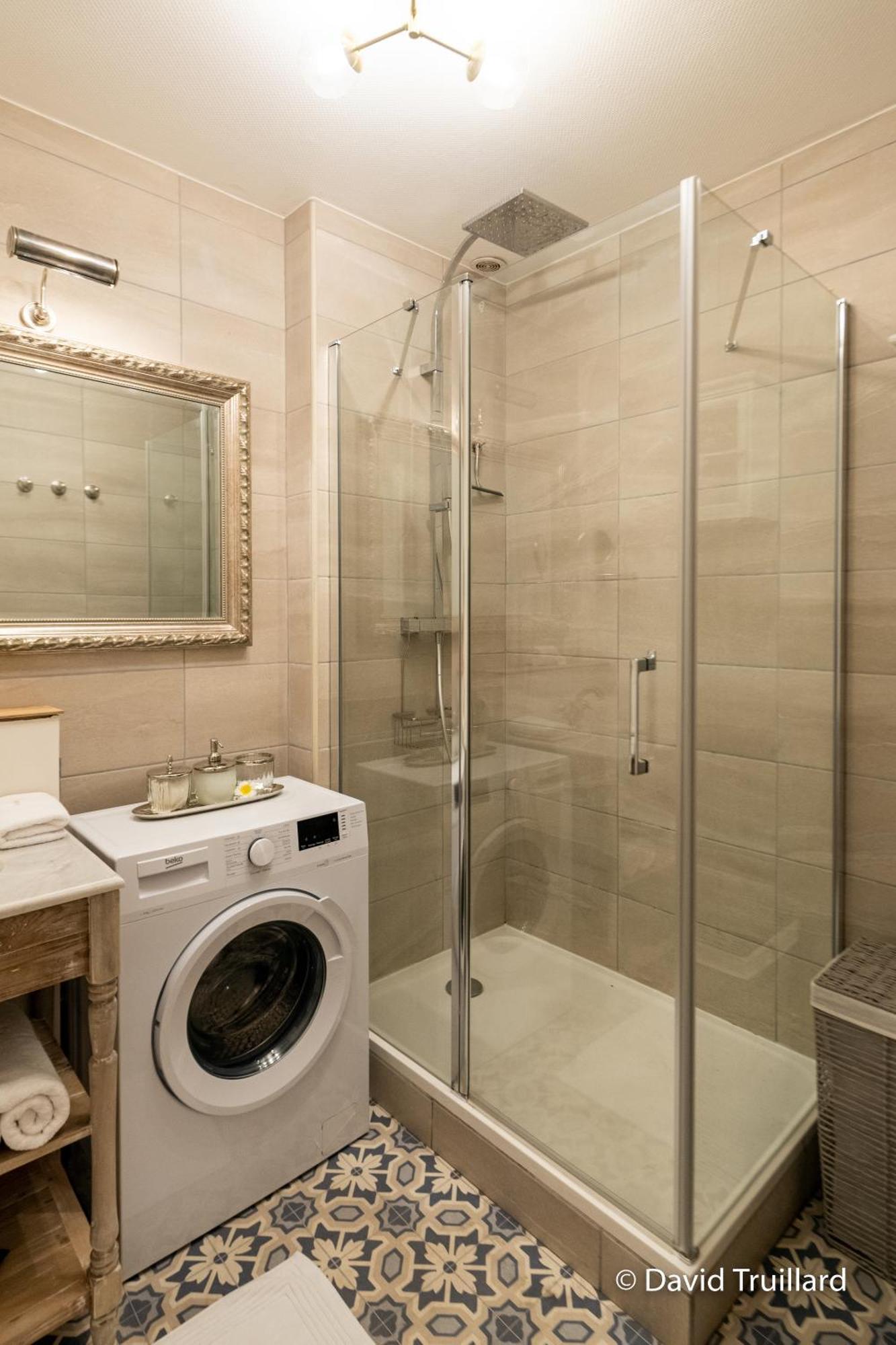 Suites Mana - Matahina Avec Vue Superbe Sur La Place Ducale Et Parking Prive Inclus Charleville-Mézières Exteriör bild